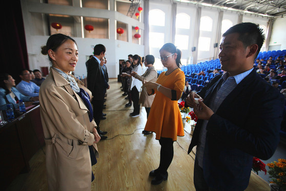 杭州教育援疆传帮带 三年将结对百人