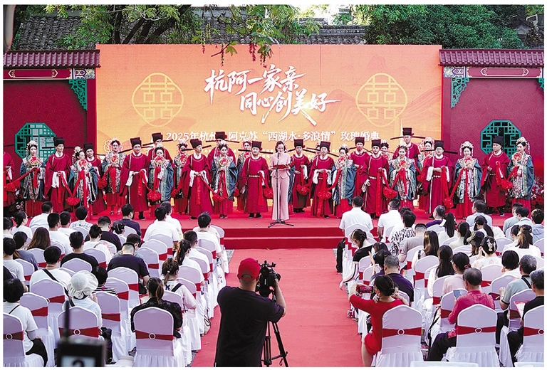 记者 李忠 摄