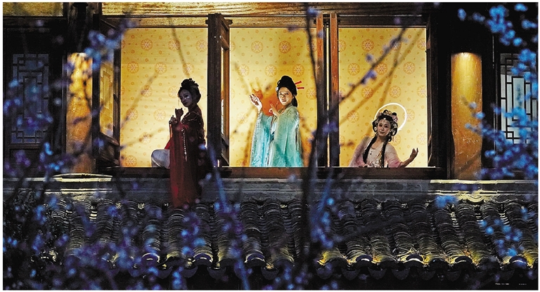 临平超山风景名胜区首次开启夜游专场。通讯员冯丽娴文记者李忠摄